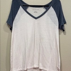 American Eagle t-shirt